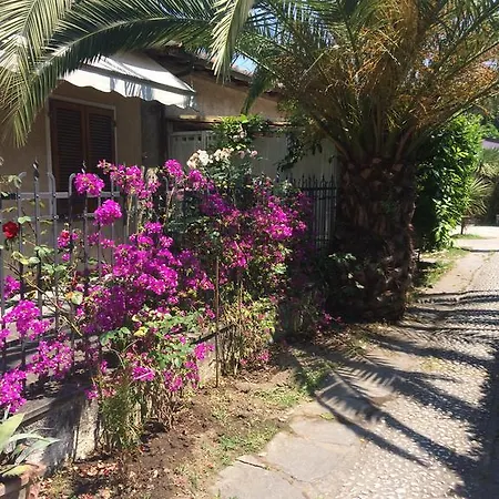 Il Giardino Segreto Dei Marmi Holiday home